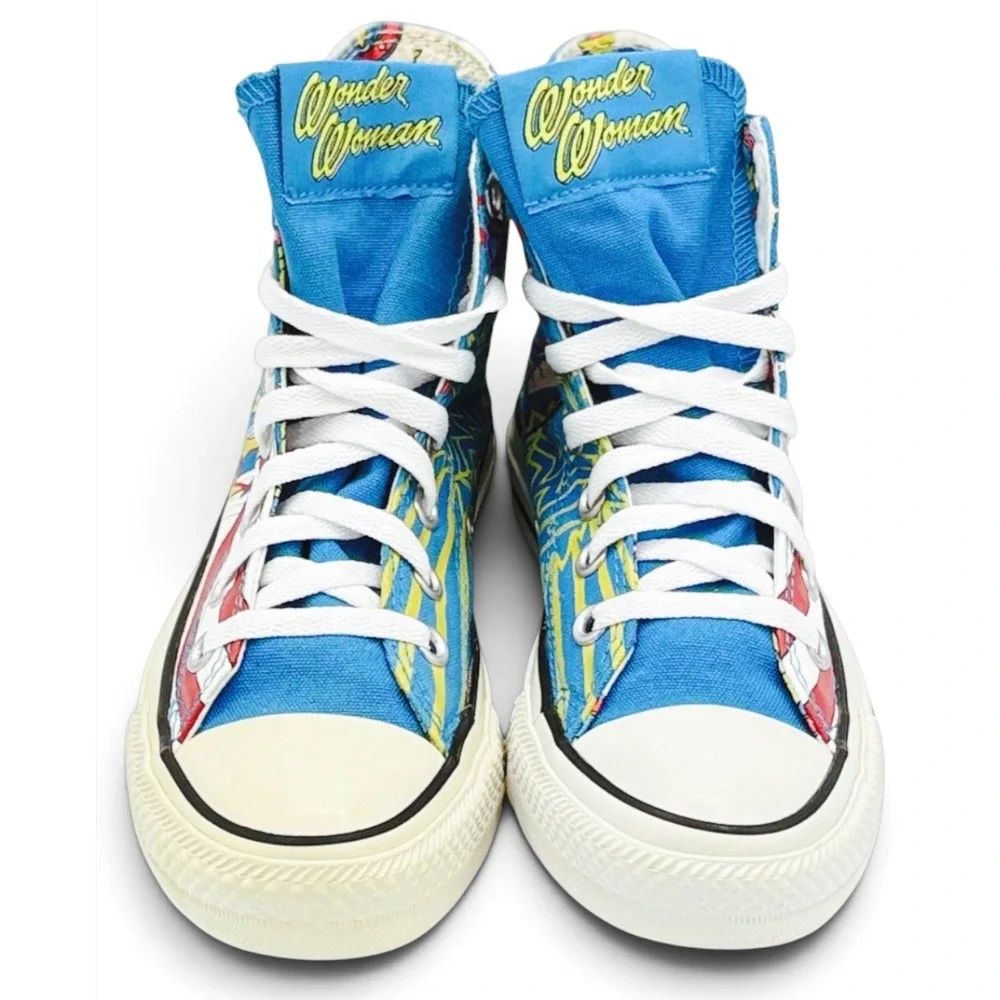 Converse X DC Comics Wonder Woman Chuck Taylor Shoes Men 4 Womens 6 137673C 2012